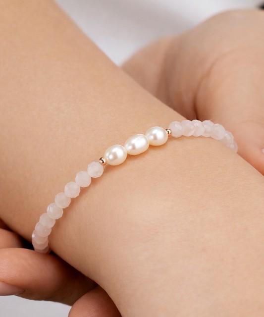 Apyrankė su rožiniais kvarcais ir paauksuotu sidabru