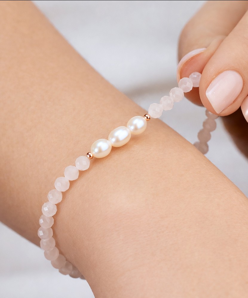 Apyrankė su rožiniais kvarcais ir paauksuotu sidabru