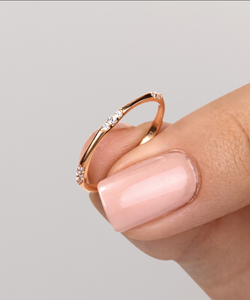 Auksinis žiedas su cirkoniais