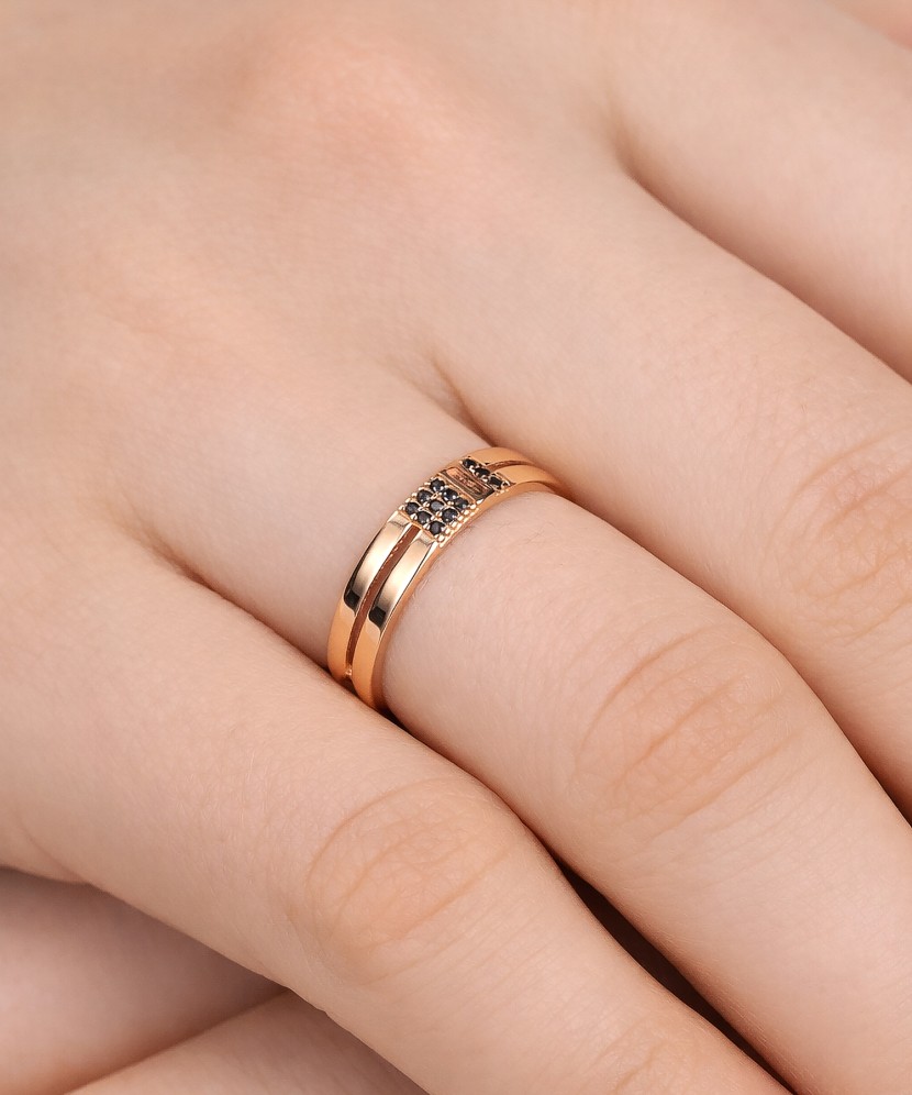 Auksinis žiedas su cirkoniais