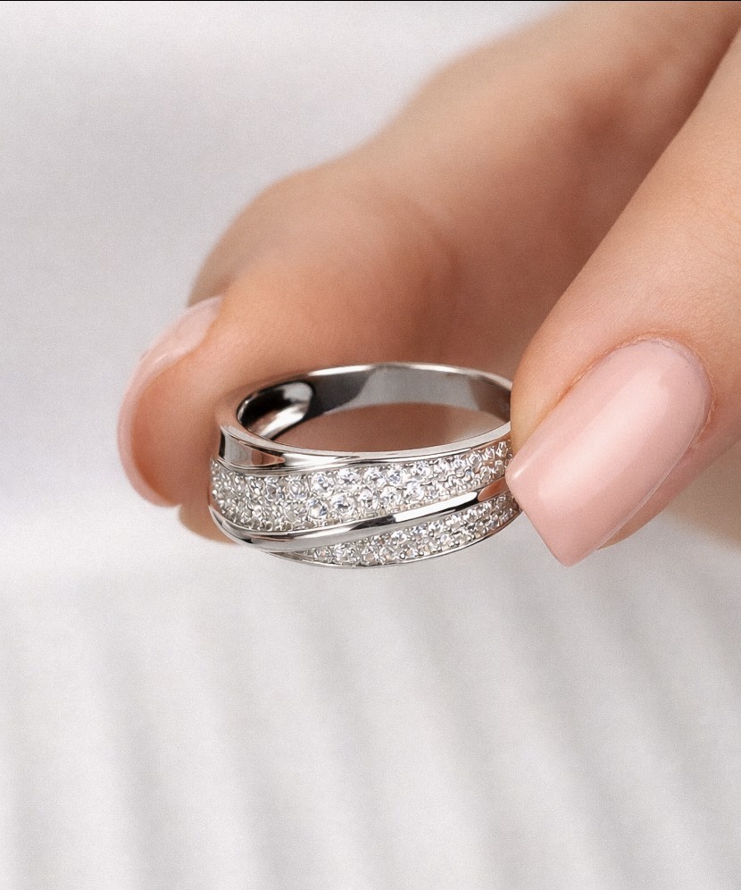 Sidabrinis žiedas su cirkoniais