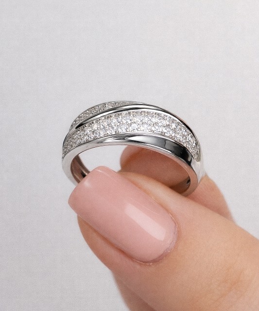 Sidabrinis žiedas su cirkoniais