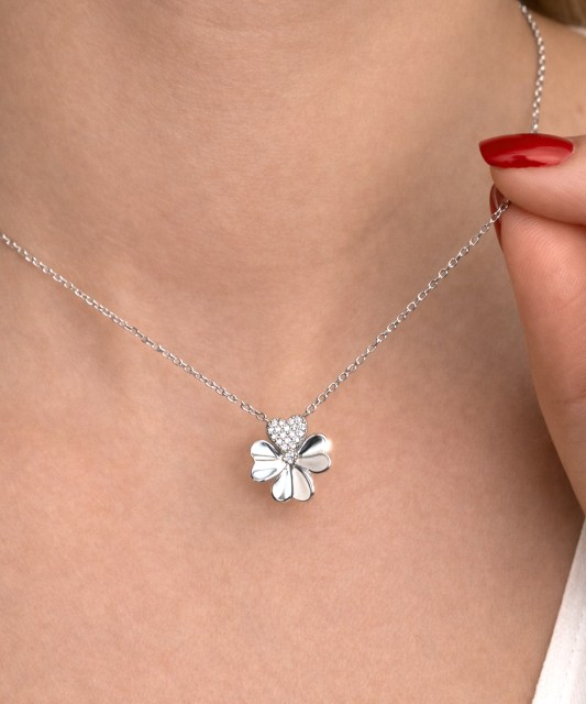 Sidabrinė grandinėlė su cirkonio pakabuku "Dobilas"