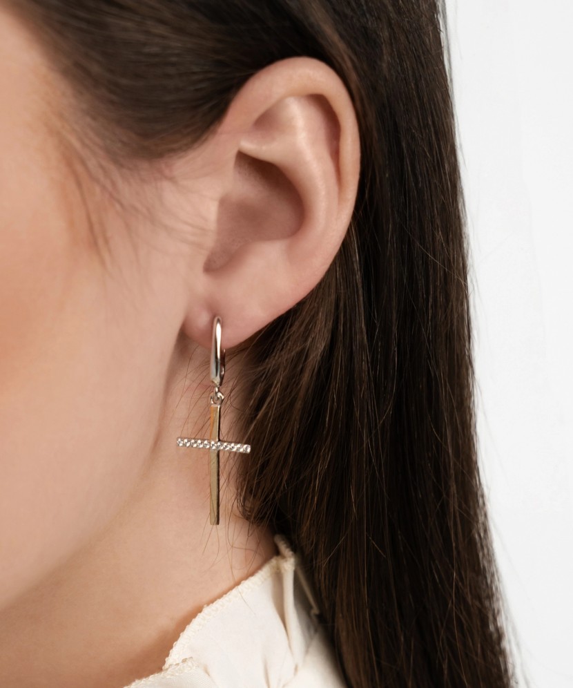 Sidabriniai auskarai dengti auksu su cirkoniais