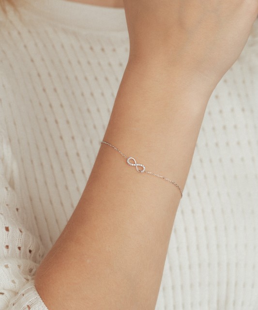 Balto aukso apyrankė "Begalybė"