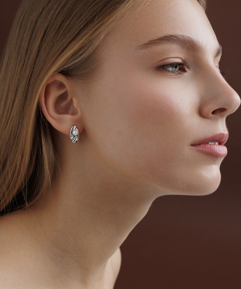 Sidabriniai auskarai su perlais