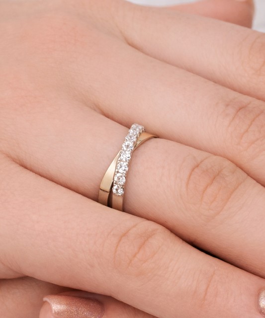 Sidabrinis žiedas dengtas auksu su cirkoniais