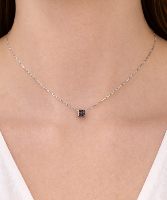 Sidabrinė grandinėlė su cirkonio pakabuku