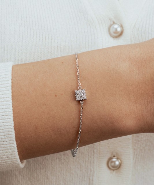 Sidabrinė apyrankė su cirkoniais