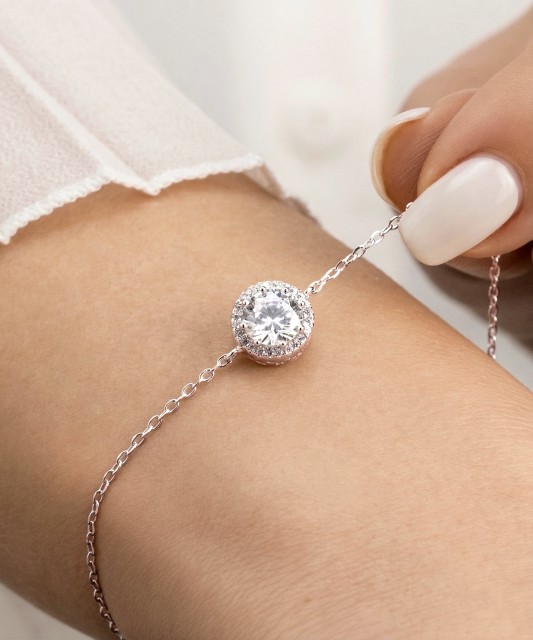 Sidabrinė apyrankė su cirkoniais