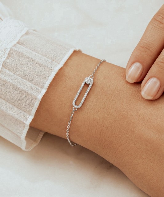 Sidabrinė apyrankė su cirkoniais