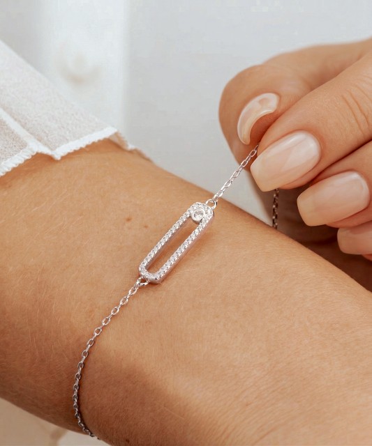 Sidabrinė apyrankė su cirkoniais