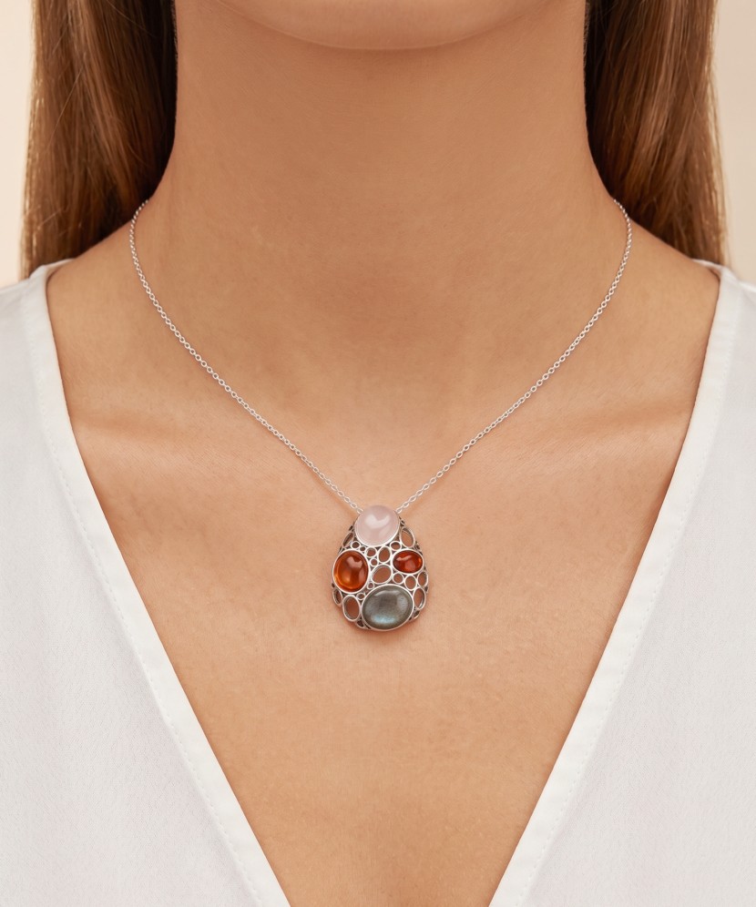 Sidabrinis pakabukas su gintaru ir labradoritu