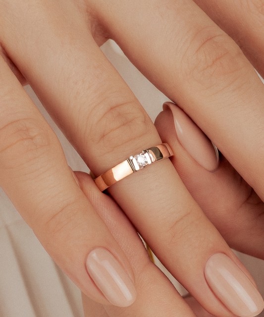 Auksinis žiedas su briliantu 0,048ct  - Goldinga