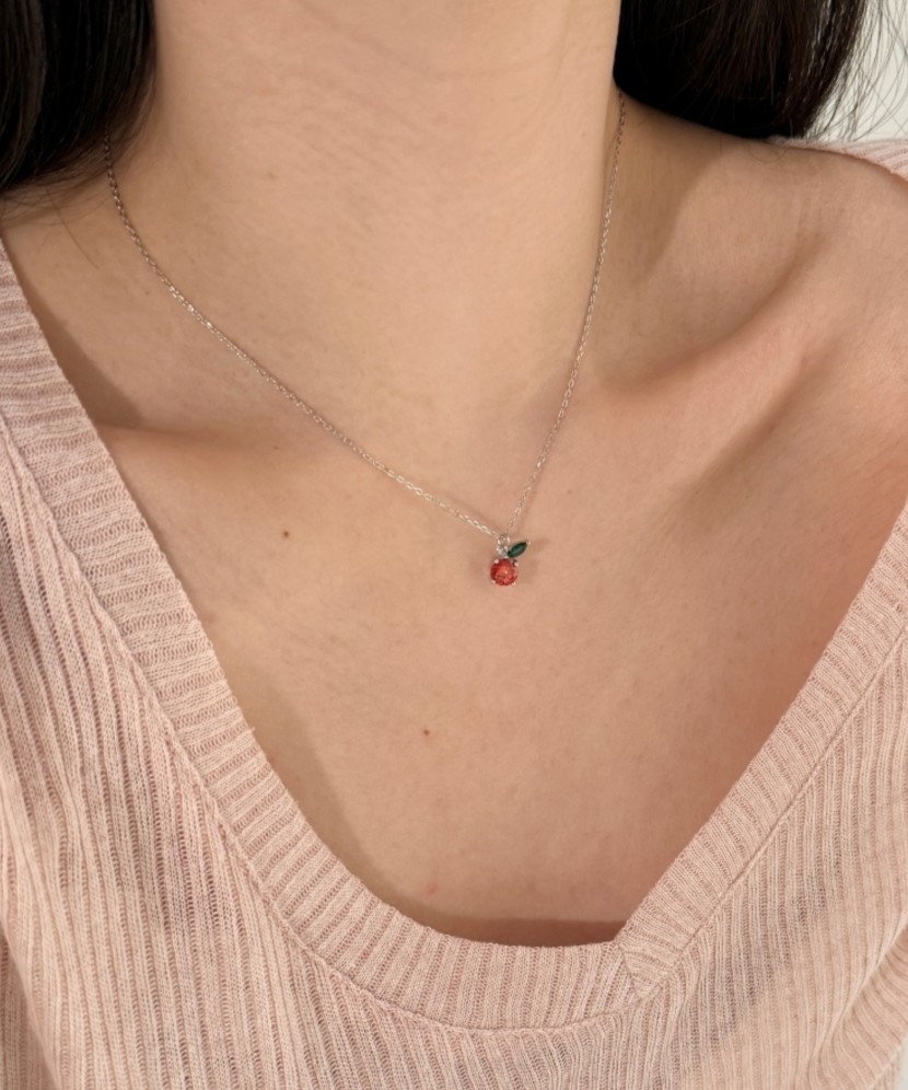 Sidabrinė grandinėlė su cirkonio pakabuku