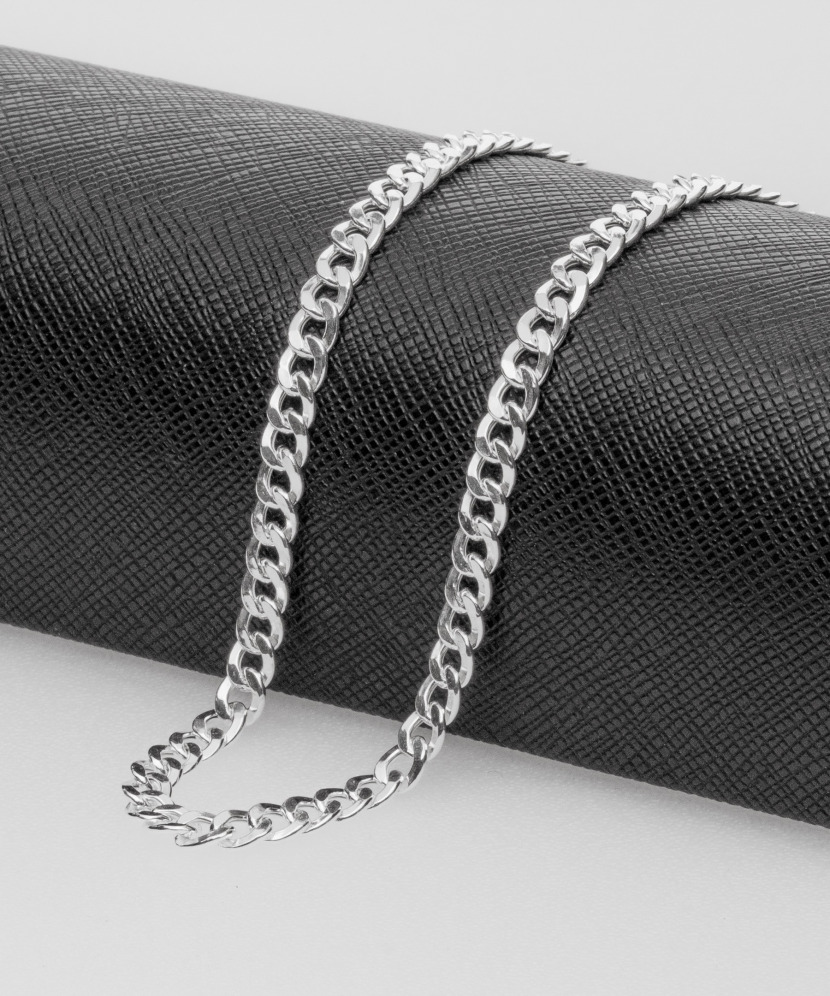 Sidabrinė grandinėlė "Curb" 4mm