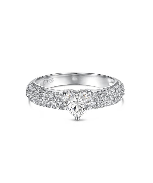 Sidabrinis žiedas su moisanitais "Širdelė" 0.8ct