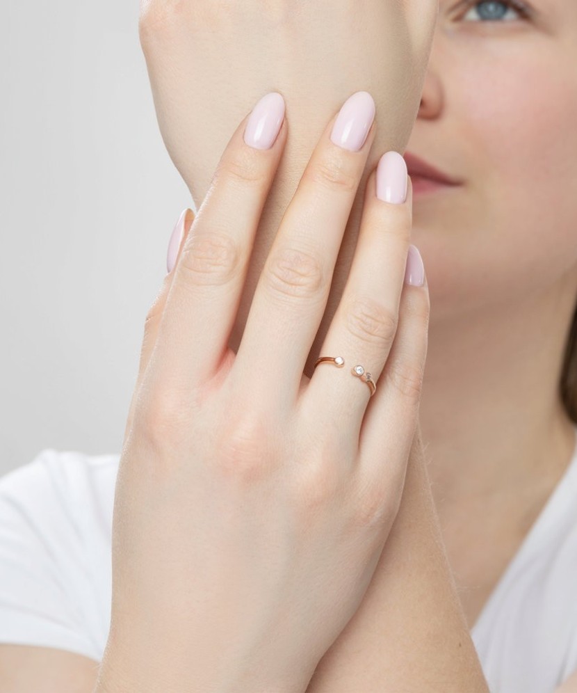 Paauksuotas sidabrinis žiedas su cirkoniais - Sidabriniai žiedai - Goldinga