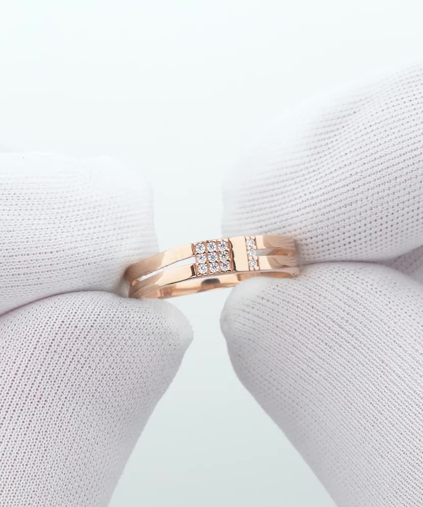 Auksinis žiedas su cirkoniais