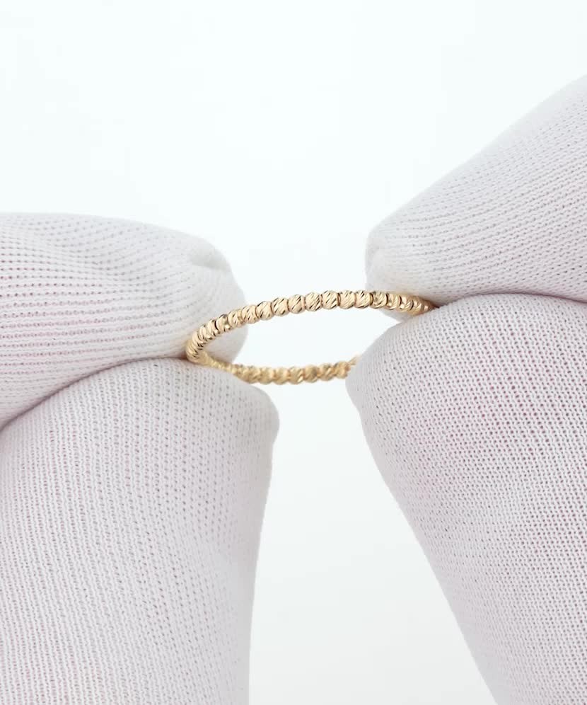 Geltono aukso žiedas