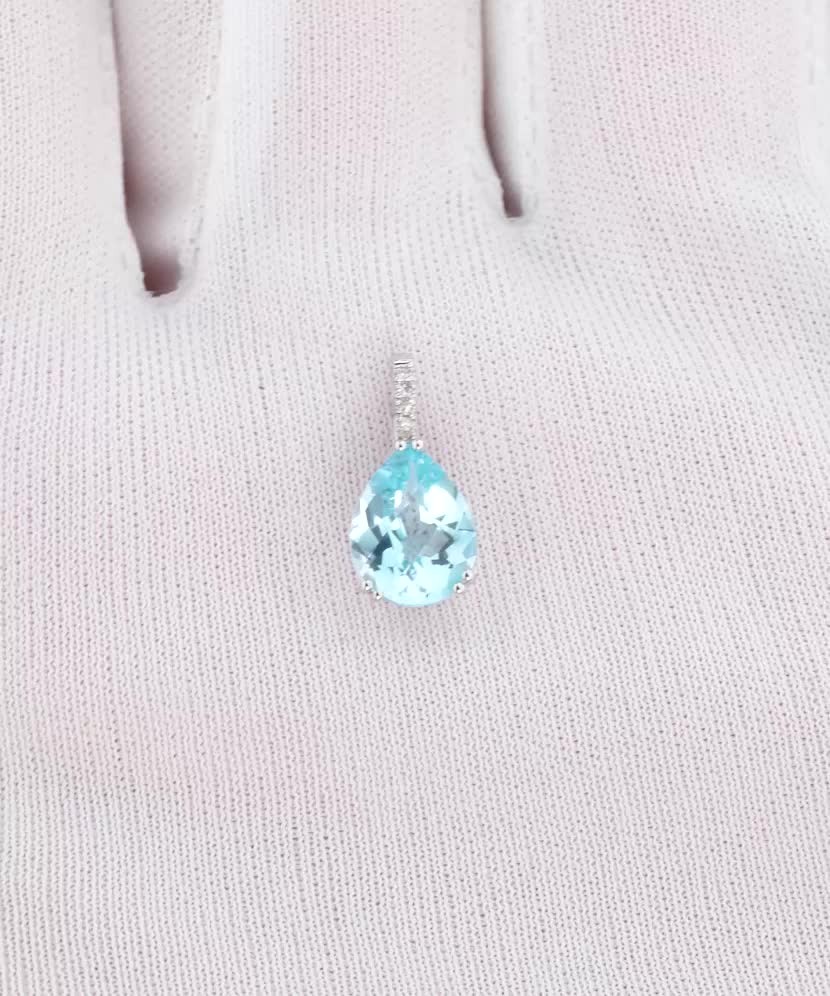 Balto aukso pakabukas su topazu ir deimantais - Pakabukai su brangakmeniais - Goldinga