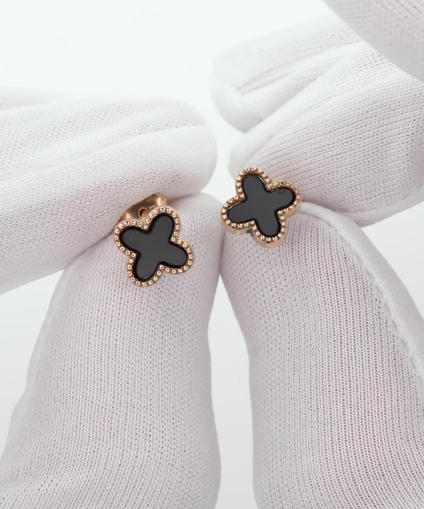 Auksiniai auskarai su oniksu - Auksiniai auskarai - Goldinga