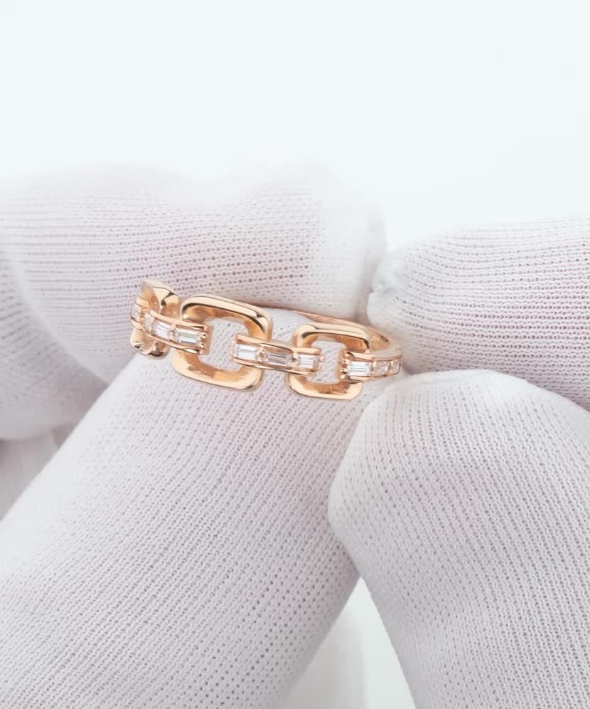 Auksinis žiedas su cirkoniais