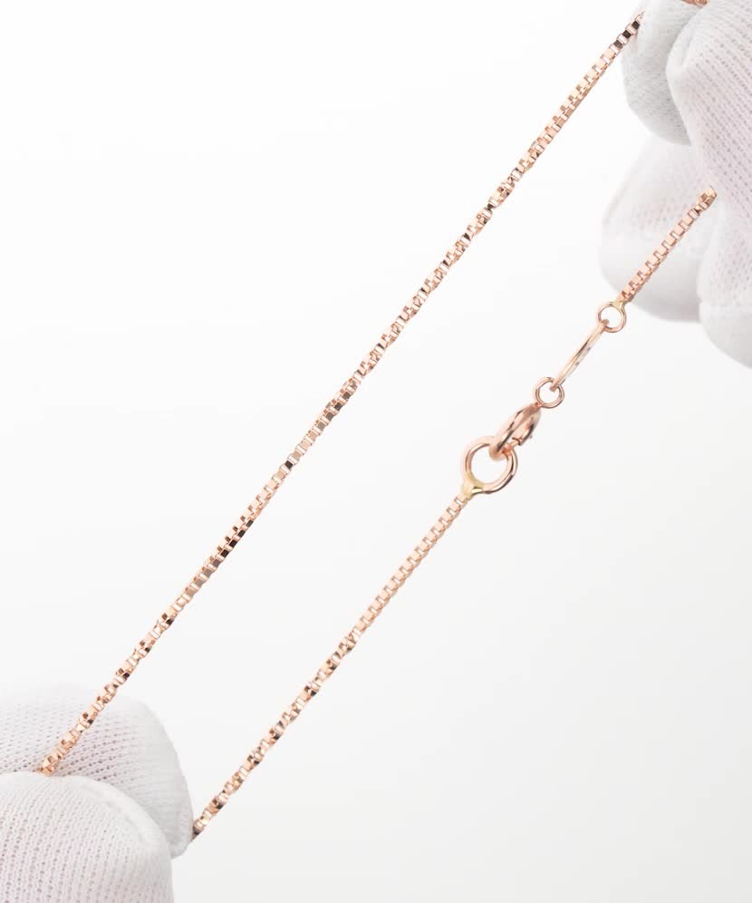 Auksinė apyrankė "Box" 0.8mm