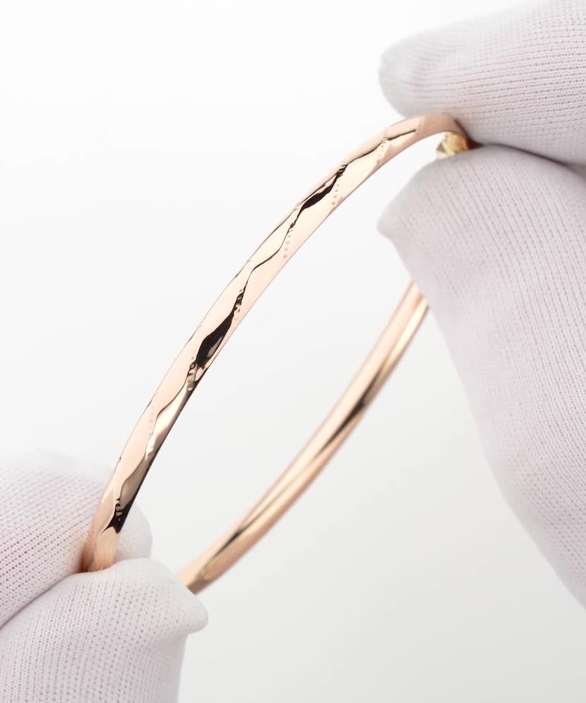 Auksinė Kieta Apyrankė