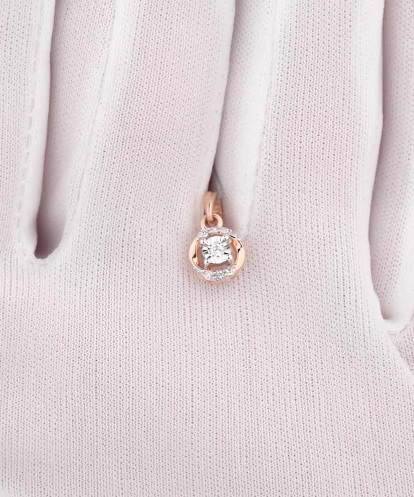 Auksinis pakabukas su deimantais