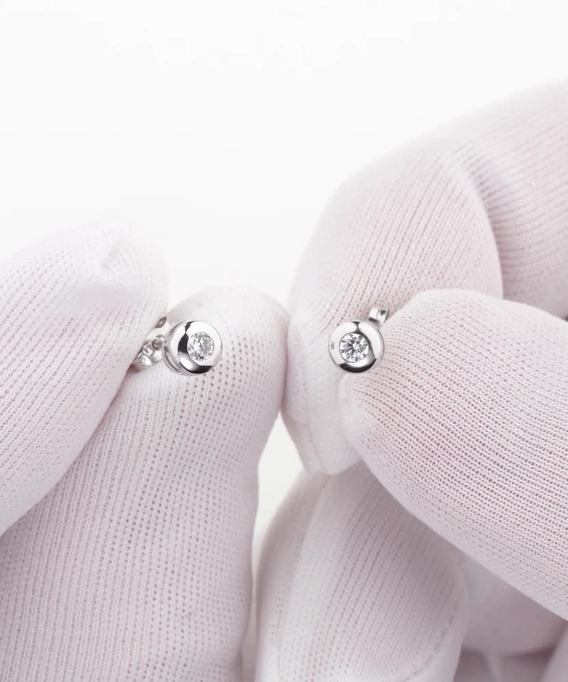 Balto aukso auskarai su cirkoniais