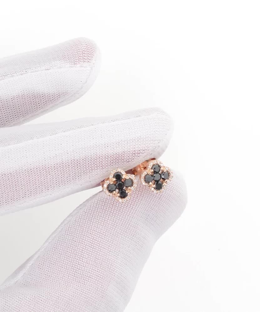 Auksiniai auskarai su deimantais