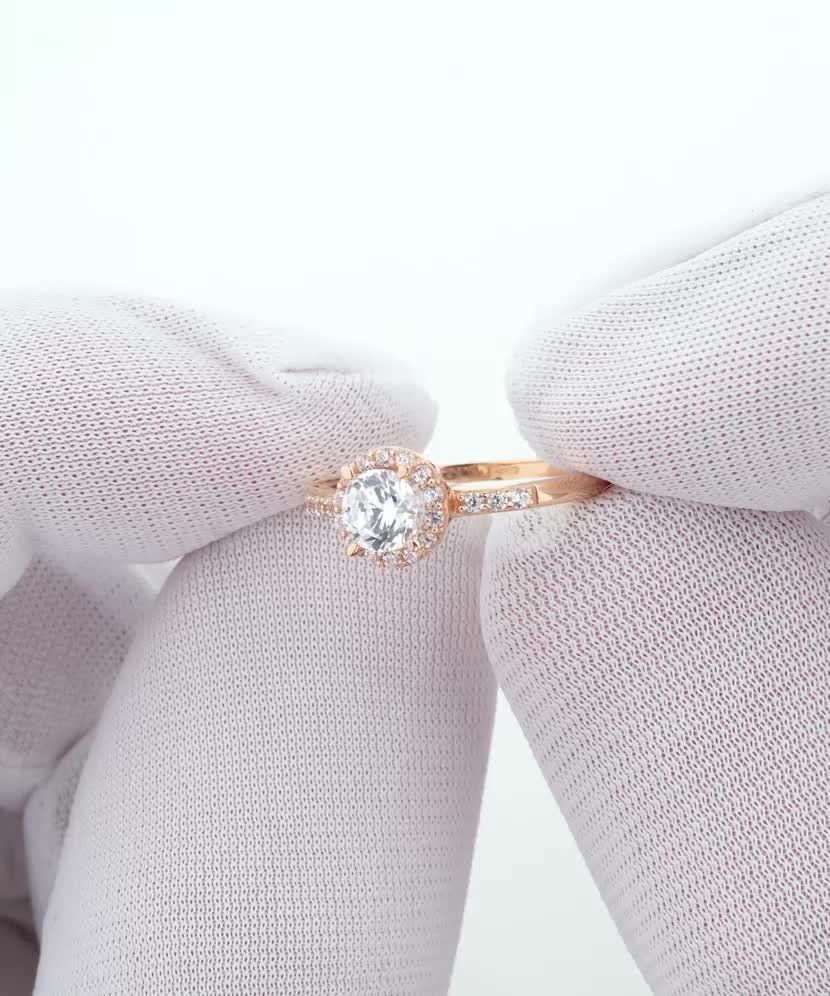 Auksinis žiedas su cirkoniais