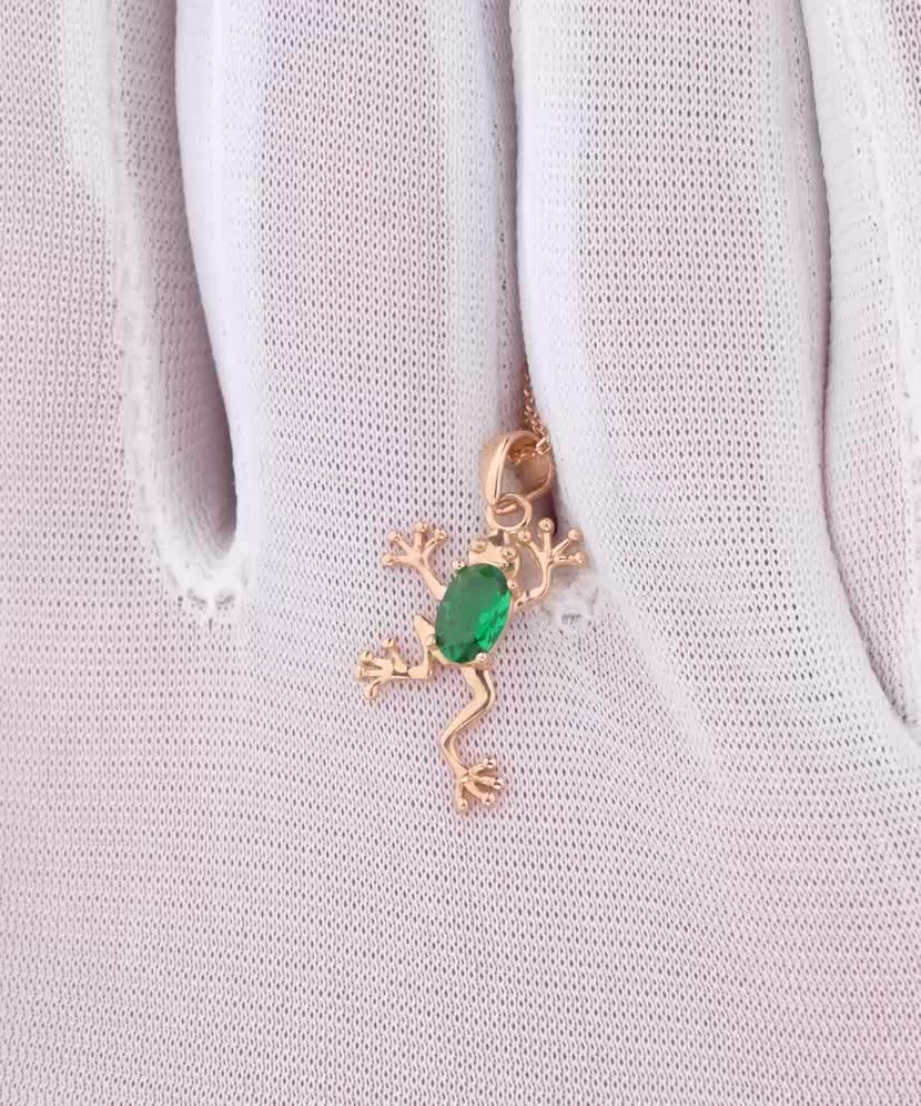 Auksinis pakabukas su cirkoniu "Varlė"