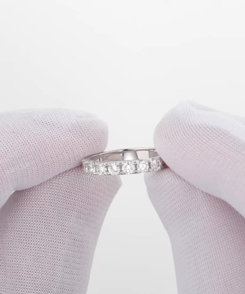 Balto aukso žiedas su deimantais