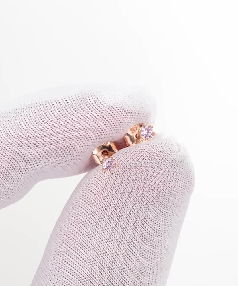 Auksiniai auskarai su cirkoniais