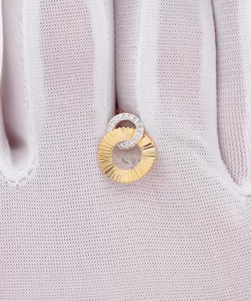 Geltono aukso pakabukas su deimantais