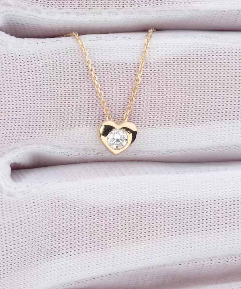 Geltono aukso grandinėlė su cirkonio pakabuku "Širdelė"