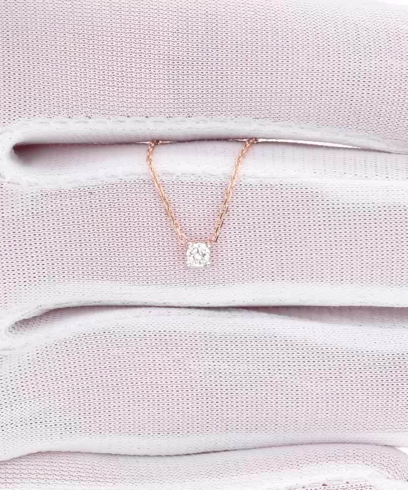 Auksinė grandinėlė su briliantiniu pakabuku