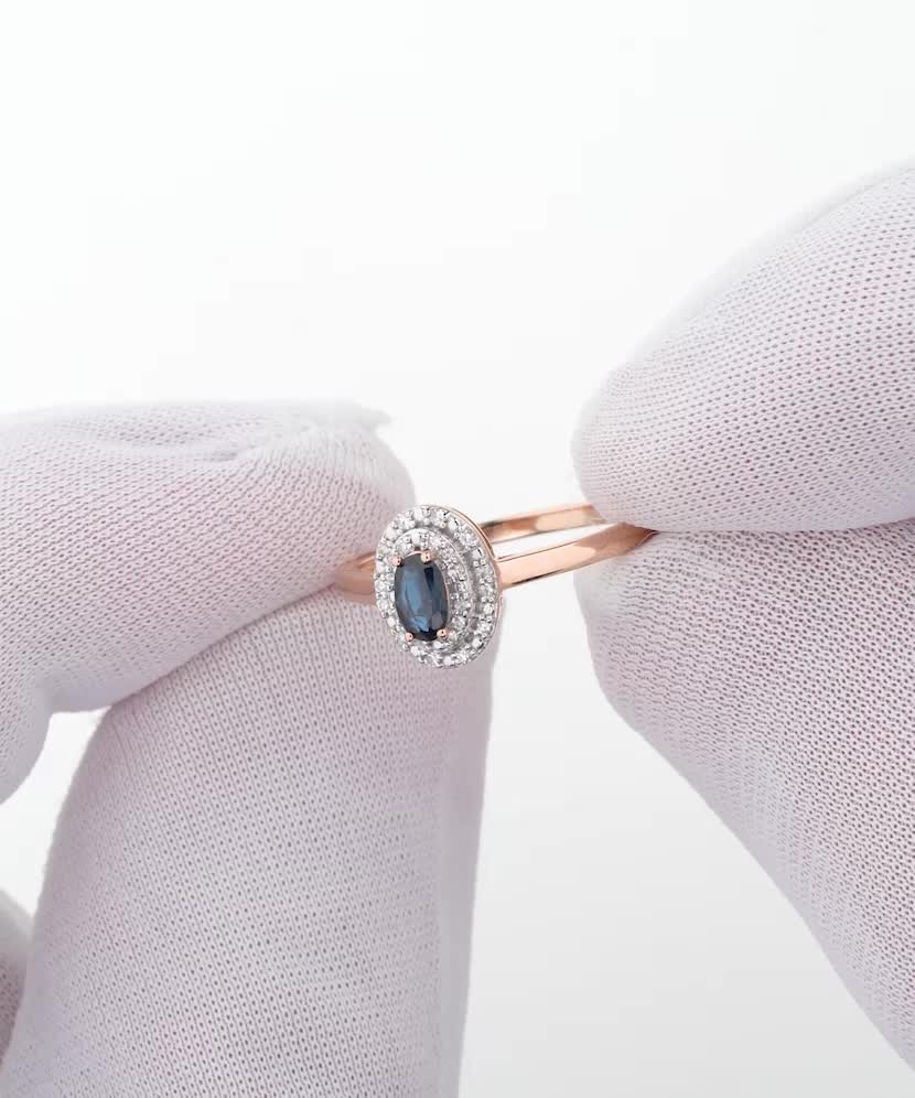 Auksinis žiedas su safyru ir deimantais