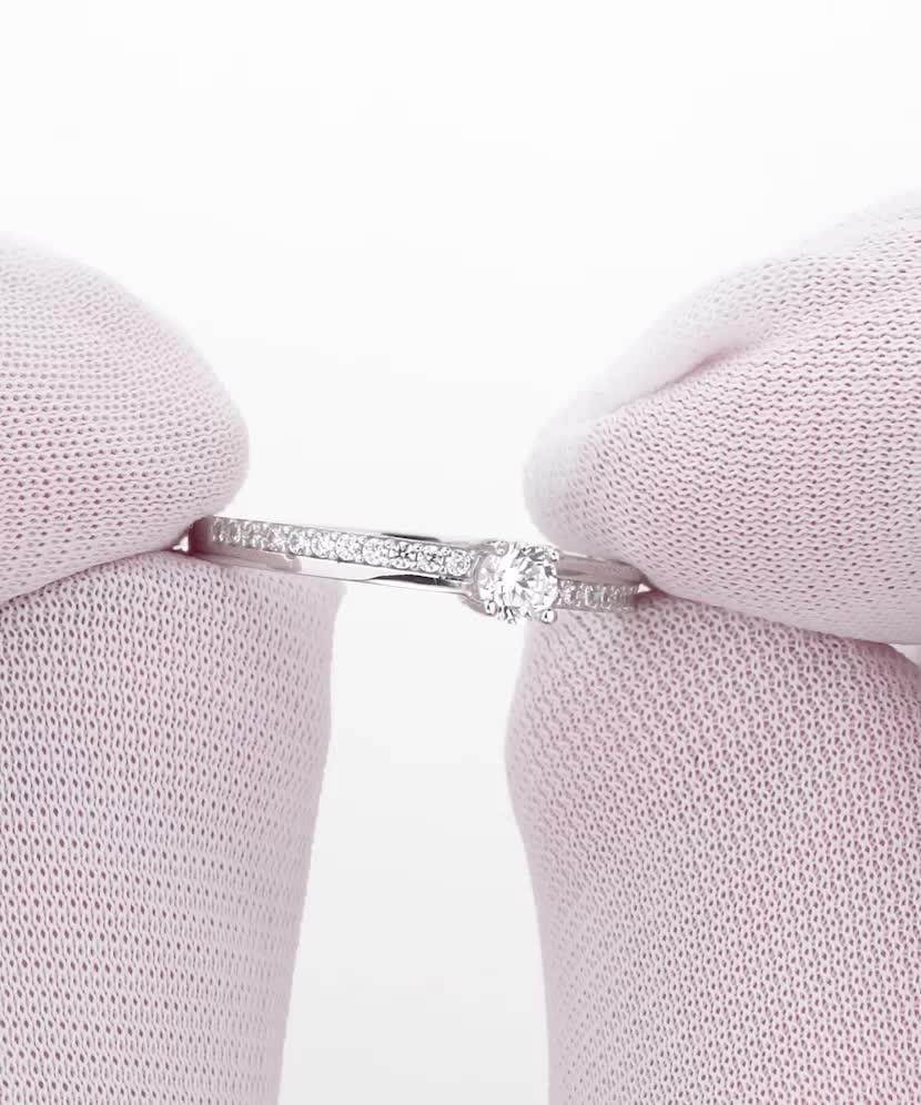 Balto aukso žiedas su cirkoniais