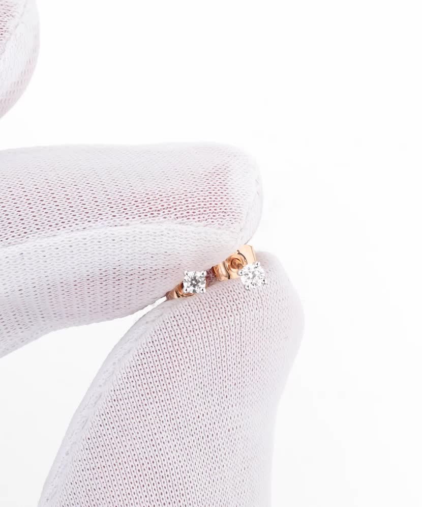 Auksiniai auskarai su deimantais 0,06ct