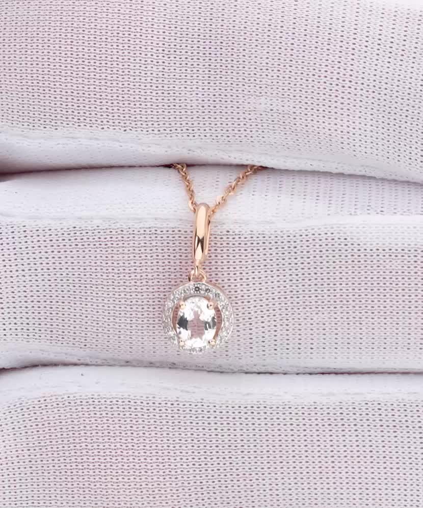 Auksinis pakabukas su baltuoju topazu ir deimantais