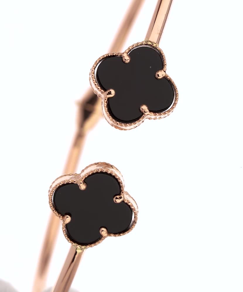 Auksinė kieta apyrankė su oniksais  - Goldinga