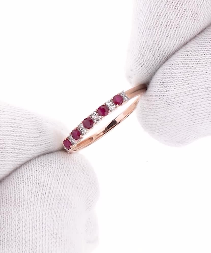 Auksinis žiedas su rubinais ir briliantais  - Goldinga