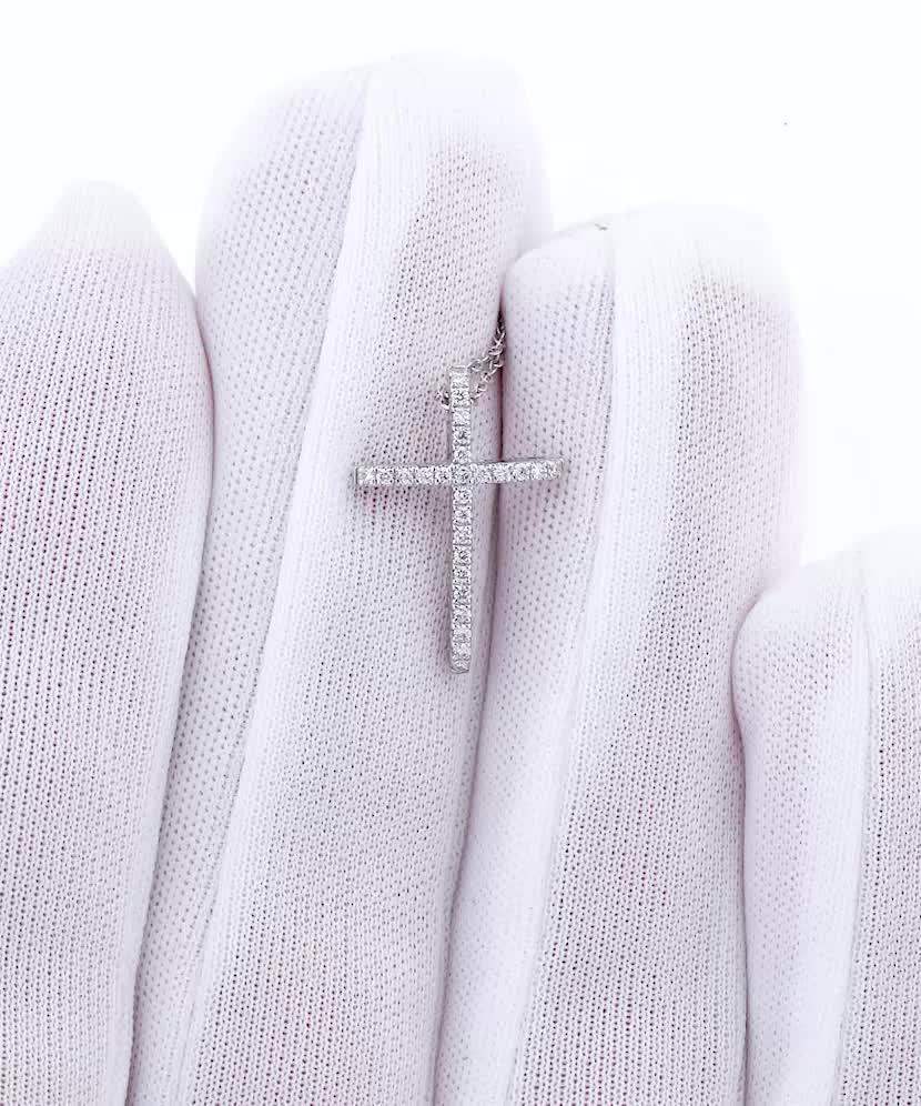 Balto Aukso Grandinėlė Su Briliantiniu Pakabuku "Kryželis" - Auksinės grandinėlės su pakabukais - Goldinga